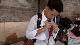 Gratis dari Pemerintah, Sekolah Rakyat Bantu Nenek Ini Antar Anak Asuh Yatim Piatu Kejar Cita-Cita Jadi Tentara