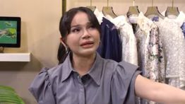 Tangis Rossa Usai Disebut Wajah Gagal Oplas