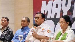 Prabowo Rancang Sendiri Kaos May Day 2026, Bentuk Perhatian ke Buruh