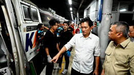 Kemenhub Ungkap Kronologi Awal Kecelakaan Kereta Bekasi Timur, Berawal dari Mobil Tertemper KRL