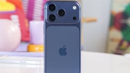 iPhone 2027 Bocor: Desain Layar Lengkung 4 Sisi dan Kamera Bawah Layar di Seri Pro?