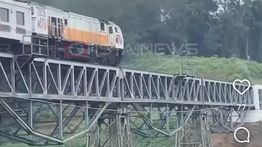 Pria Tewas Tertabrak Kereta di Jembatan Buatan Belanda di Bandung Barat