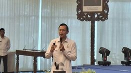 AHY Sebut Tanggul Laut Pantura Penting Lindungi Pangan Nasional