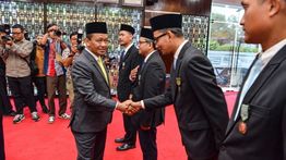 Direksi Pertamina Patra Niaga Raih Satyalancana Pembangunan dari Pemerintah
