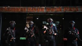 Polda Metro Jaya Siagakan Satu Pleton Personel di TKP Judi Online Internasional