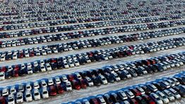 Permintaan Mobil di China Anjlok, Produsen Andalkan Ekspor Kendaraan Listrik