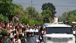 Prabowo Minta Pindad Desain Mobil Presiden agar Mudah Salami Rakyat
