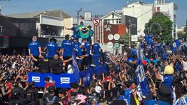 4 Pemain Persib Bandung yang Angkat Trofi 3 Kali Berturut-turut