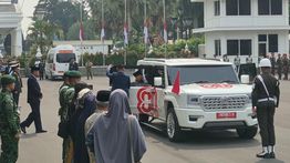 Wapres Gibran Hadiri Persemayaman Ryamizard di Kemhan