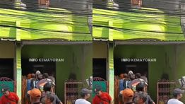 VIDEO: Kebakaran Hantam Rumah 2 Lantai di Kemayoran