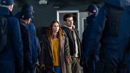 Emily Blunt Curi Perhatian di Disclosure Day, Thriller Konspirasi Alien Spielberg yang Aneh dan Penuh Energi