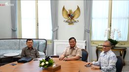 Momen Jusuf Kalla dan Putranyw Bertemu Prabowo di Istana Merdeka