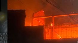 VIDEO: Rumah di Cakung Kebakaran Hebat