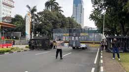 Polisi Tutup Jalan Medan Merdeka Selatan Imbas Demo Mahasiswa