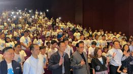 AHY dan SBY Nobar Film "Children of Heaven" bersama Anak Panti Asuhan