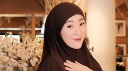 Larissa Chou Bantah Rumor Selingkuh Usai Gugat Cerai Ikram Rosadi