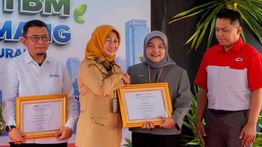 Dukung Deklarasi STBM, Bank Jakarta Berikan 1 Unit MCK Komunal