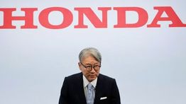 Honda Rugi Pertama Kali dalam 70 Tahun, CEO Toshihiro Mibe Minta Maaf