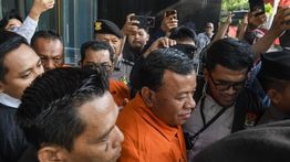 KPK Ungkap Land Cruiser Barang Bukti Suap Jabatan Sempat Masuk Showroom