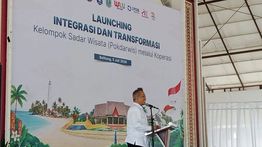 Menkop Dorong Transformasi Pokdarwis Jadi Koperasi untuk Tingkatkan Kesejahteraan Masyarakat