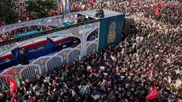 Iran Klaim 43 Juta Orang Hadiri Prosesi Pemakaman Ali Khamenei