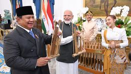 Oleh-Oleh Diplomasi dari Prabowo, Angklung Warnai Kehangatan Pertemuan dengan PM Narendra Modi