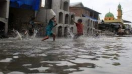 BMKG Ingatkan Potensi Banjir Rob di Jakarta, Jabar hingga Jatim