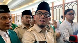 Kemenhaj Siapkan Transfer Uang Muka Layanan Haji ke Arab Saudi