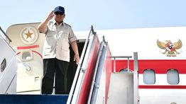 Seskab Teddy: Prabowo Bertolak ke NTB untuk Resmikan Lima Bendungan