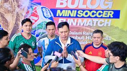 BULOG Perkuat Sinergi Ketahanan Pangan Bersama Stakeholder Melalui Mini Soccer Fun Match