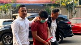 Polisi Tetapkan Peneror Bom SDN Srengseng Sawah 15 Sebagai Tersangka