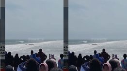 Remaja 14 Tahun Hilang Terseret Ombak Pantai Muaro Putuih