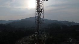 Kemkomdigi Sahkan Hasil Seleksi Frekuensi 700 MHz dan 2,6 GHz untuk Layanan Seluler