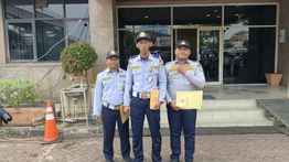 Gagalkan Jambret Bersenjata Saat CFD, Petugas Dishub DKI Diberi Penghargaan