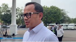 Sentilan Wamendagri ke Dedi Mulyadi Soal Sayembara Tangkap Begal