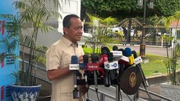 Bahlil Ungkap Prabowo Segera Resmikan Listrik Desa di 1.400 Lokasi