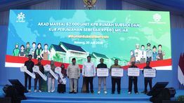 Prabowo Saksikan Akad Massal KPR FLPP untuk 62.710 Penerima, dari Guru SD hingga Pengemudi Ojol