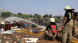 Innalillahi, Andriyono Petugas Damkar Meninggal saat Padamkan Api Tumpukan Sampah