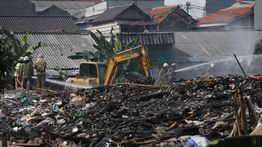 Pemprov DKI Tindak Seluruh Rantai Praktik Pembuangan Sampah Ilegal di Kampung Dukuh