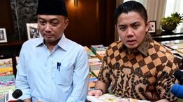Seskab Teddy Sebut Pembaruan Buku Ajar Nasional untuk Perkuat Fondasi SDM