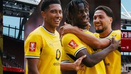 Borussia Dortmund Bungkam Arsenal Skor 3-2
