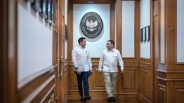 Seskab Teddy Bahas Investasi dan Hilirisasi Bersama Haji Isam