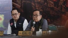 Menko PMK Pastikan Penanganan Karhutla di Bromo Terus Dipercepat