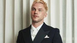 Nicholas Hoult Bintangi Serial Harry Potter Musim Kedua, Perankan Tokoh  Gilderoy Lockhart