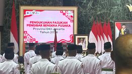 Pramono Kukuhkan 44 Paskibraka DKI Jakarta 2026