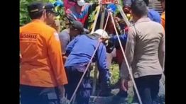 Hilang 12 Hari, Wanita ODGJ Ditemukan Tewas Dalam Sumur-Dililit Ular Kobra