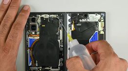 Samsung Galaxy Z Fold8 Dibongkar iFixit, Skor Reparabilitas Masih Mengecewakan