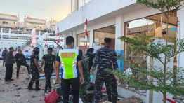 Bantu Korban Gempa NTT, TNI Kerahkan Personel, Hercules dan KRI