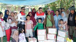Dirut Pertamina Hadir Langsung di Lokasi Gempa Flores, Salurkan Bantuan dan Pimpin Upacara HUT ke-81 RI