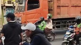 Pelajar Tewas Ditabrak Truk di Depan RS Polri